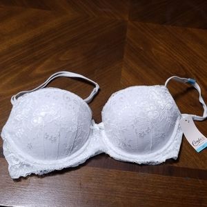White lace Candie's bra 34C NWT